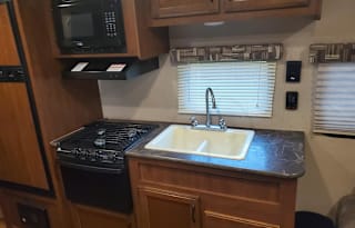 2016 Jayco Jay Flight, Sleeps 8 - 10, Bumper Pull