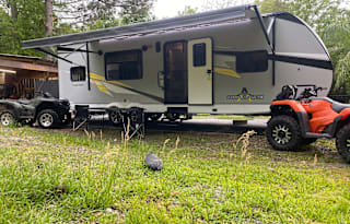 2021 Coachmen RV Adrenaline 27LT