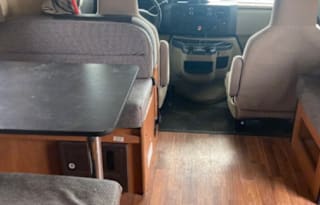 Family Fun Drivable RV rental (pet friendly)