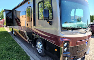 2018 Holiday Rambler Navigator XE 36U