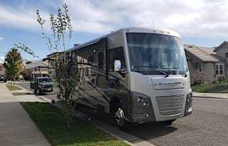 2018 Winnebago Sunstar LX 35F