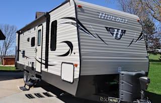 27ft Keystone Hideout 272LHS Travel Trailer
