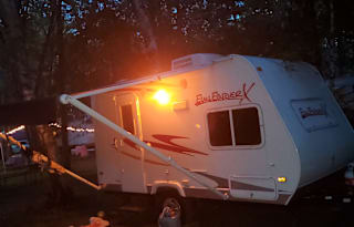 Compact camper w/ plenty of sleeping space!