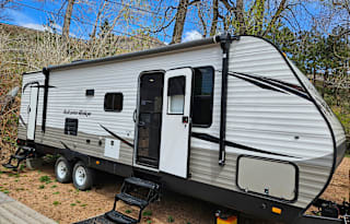 2020 Starcraft Autumn Ridge Outfitter 27BHS