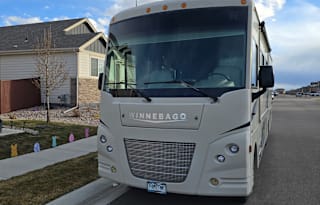 2020 Winnebago Vista 32Y