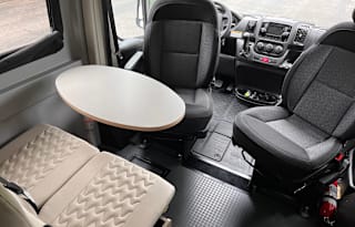 2022 Winnebago Solis 59P
