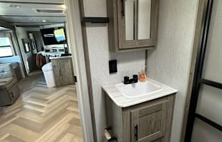 full Turn Key beautiful bunk house travel trailer.