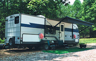 Camp Glamp!  Travel with some decor!