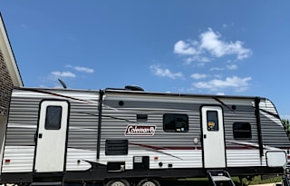 2019 Coleman 263BH Lantern addition