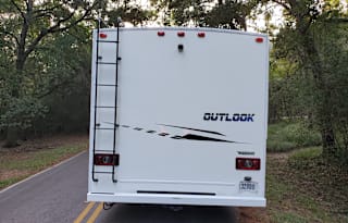 RV Trippin - "Waldo" - Winnebago Outlook 25J