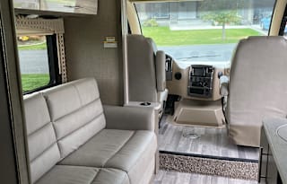2019 Thor Motor Coach Axis 24.1