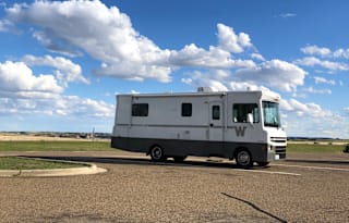 2016 Winnebago Brave 27b