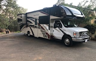 2020 Thor Motor Coach Quantum RW28