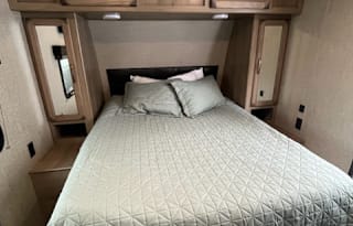 2019 Grand Design Transcend 32BHS