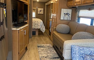 2017 Thor Motor Coach Windsport 34F-GLORYA