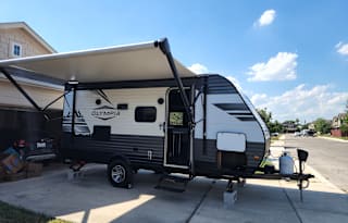 Athena's Haven (2022 Olympia Sport sleeps 6!)