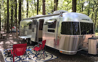 Luxury Glamping Airstream- DELIVERY ONLY