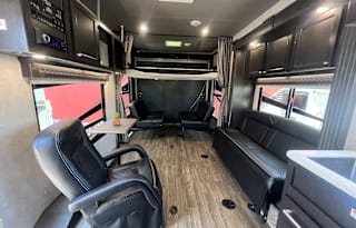We RV: 2020 Toy Hauler with Generator