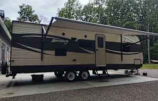 2017 Prime Time RV Avenger ATI 26BBS
