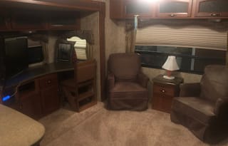 2012 Keystone RV Cougar X-Lite 32SAB