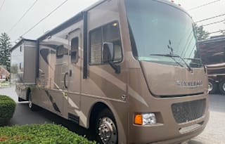 2014 Winnebago - Vista 35B