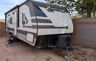 Kid and pet friendly, 1/2 ton towable, 2021 Zinger