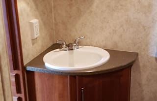 2011 Keystone RV Cougar 24RKSWE