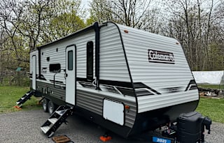 2021 Dutchmen RV Coleman Lantern Series 263BH