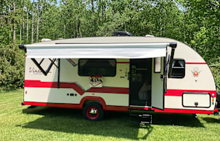 "Sam": 2019 Gulf Stream RV Vintage Cruiser 19RBS