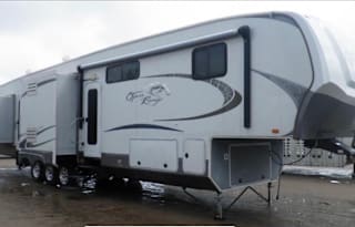2011 Open Range RV Open Range RV 427BHS w/5 slides