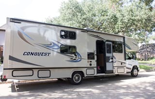 Daniels big big Bus :)