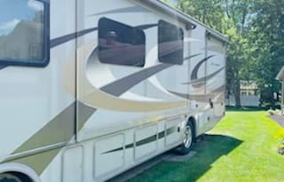 2016 Thor Motor Coach Hurricane 31S