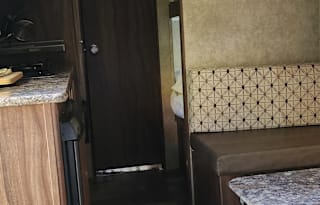 2016 Viking Ultra-Lite 17BH