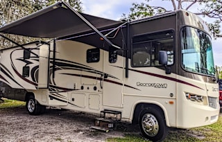 2017 Forest River Georgetown 2 Baths, Like New