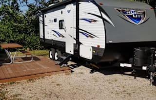 2018 Forrest River Salem lite