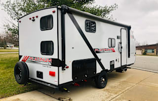 Spacious Haven on Wheels - Sleeps up to 8