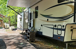 Dave and Catrina's Spacious Kid friendly Camper!!!