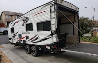 2017 Forest River RVShockwave T18CBMX Fam Friendly