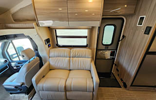 2023 Thor Tiburon 24RW