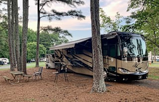 2012 Tiffin Motorhomes Phaeton 42 LH