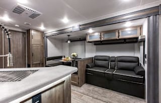 2021 Palomino Puma 32BHQS