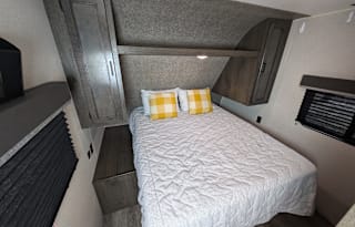 21 Starcraft AutumnRidge for couple/family ASC1195