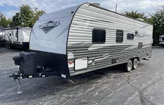 2019 Prime Time RV Avenger 26BH