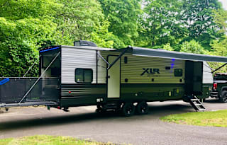 Action Camper, Toy Hauler
