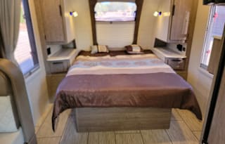 The Perfect Travel Trailer For You!   Lance 1995