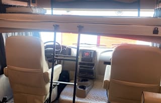 2017 Winnebago Vista LX 30T