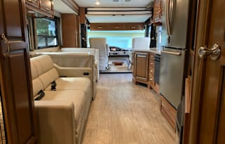 2018 Fleetwood RV Storm 36F