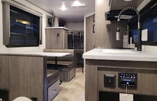 2021 EAST TO WEST Alta 2100MBH
