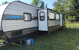 2020 Salem 32BHDS