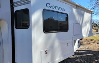 2023 Thor Chateau-Adventure Awaits!